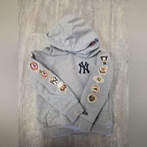 New Era Gray and Pink New York Yankies  Kids Hoodie Size 8/9